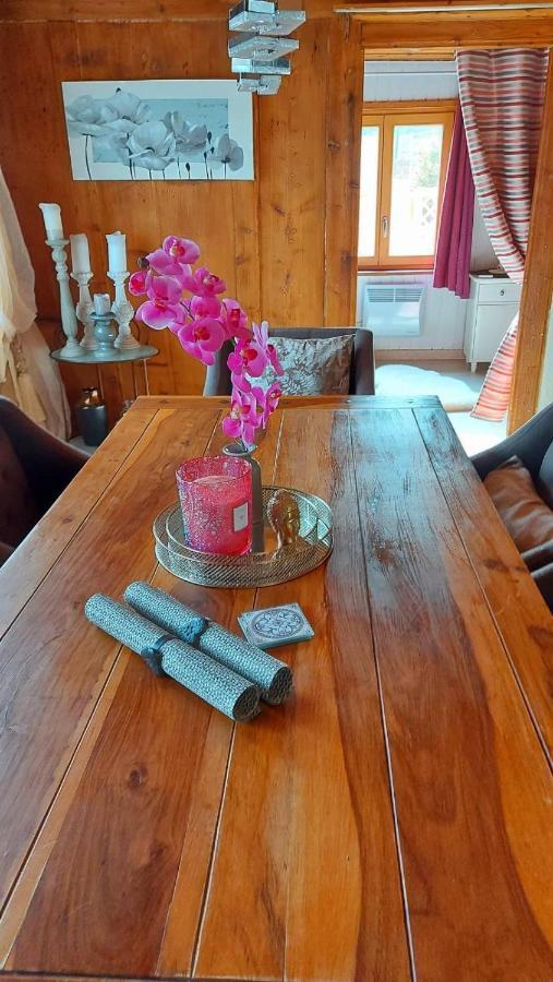 Petite Maison Sur La Colline Du Gibloux: Charming Hillside Retreat with Private Suite and Pool Le Chatelard  Exterior photo