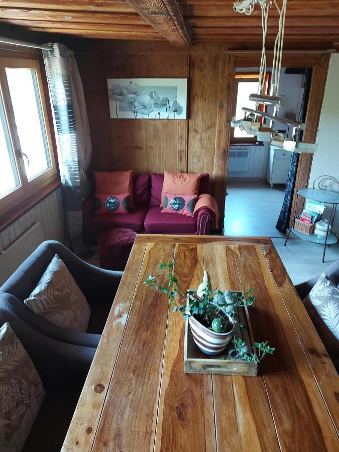 Petite Maison Sur La Colline Du Gibloux: Charming Hillside Retreat with Private Suite and Pool Le Chatelard  Exterior photo